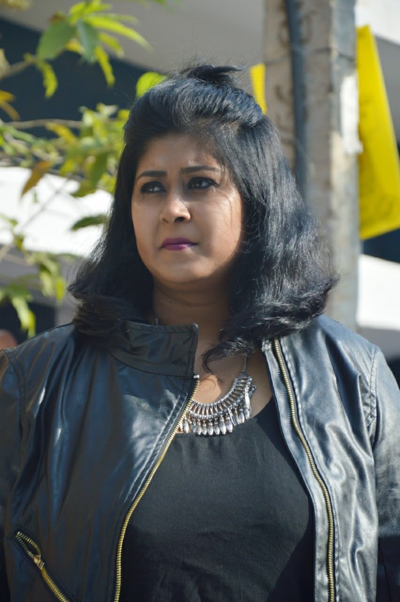 16-11-06-18-40-54-914_deco